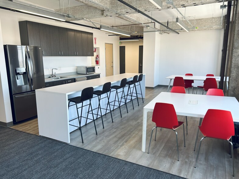 More Photos Of 1601-1611 Telegraph Ave, Oakland Office For Lease