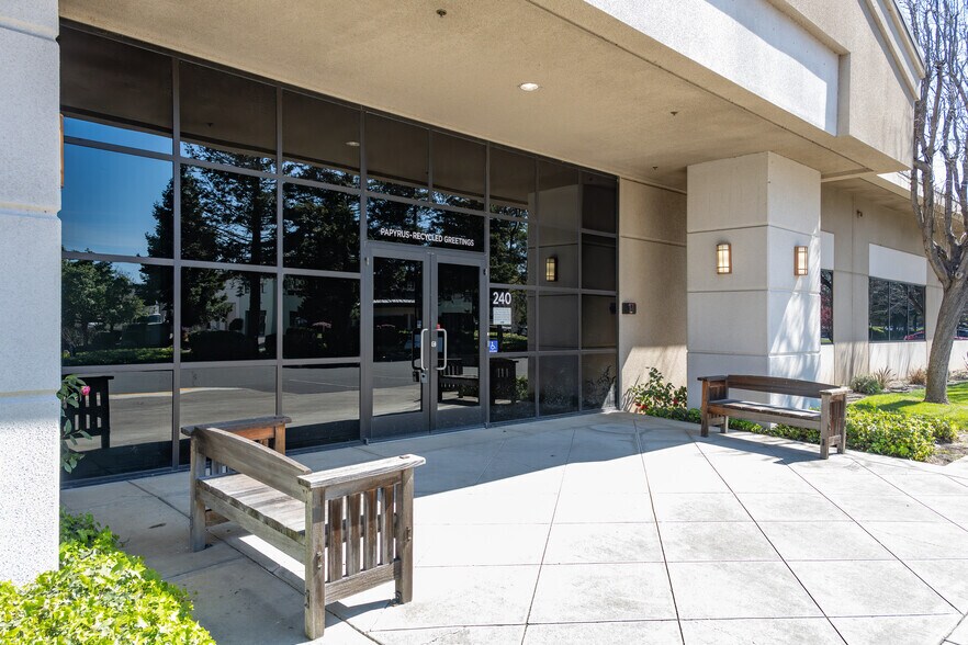 More Photos Of 222-240 Gateway Rd W, Napa Office For Sale