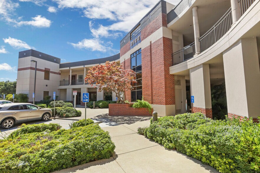Primary Photo Of 3133 W March Ln, Stockton Medical For Sale
