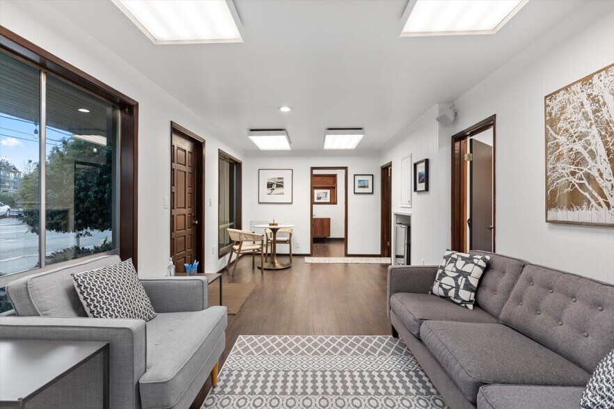 More Photos Of 112 3rd Ave S, Edmonds Loft Creative Space For Lease