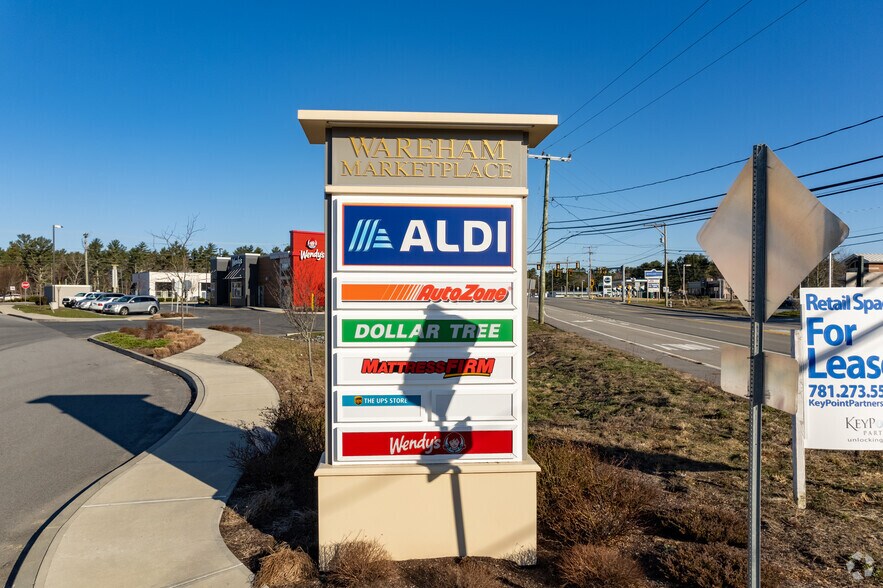 More Photos Of 2419 Cranberry Hwy, Wareham Unknown For Lease