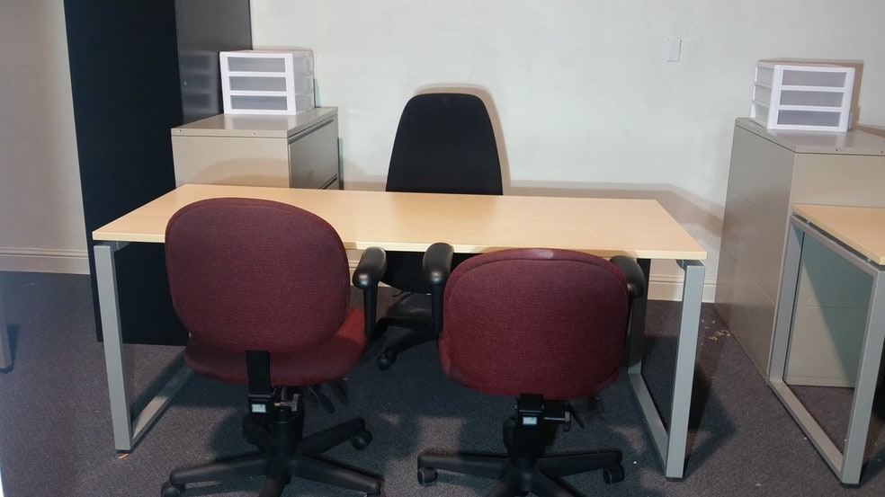 More Photos Of 720 Olive Dr, Davis Warehouse For Lease