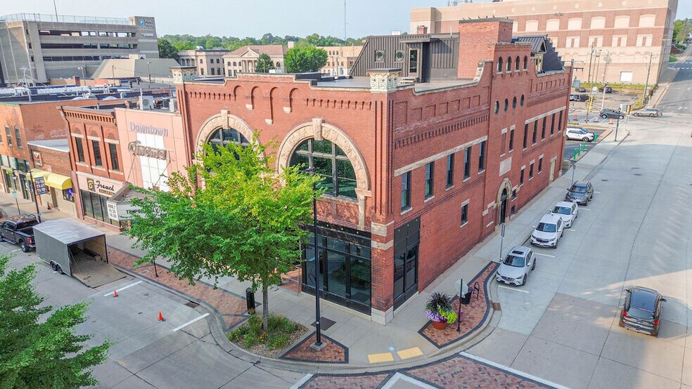 Primary Photo Of 317 S Barstow St, Eau Claire Office For Lease