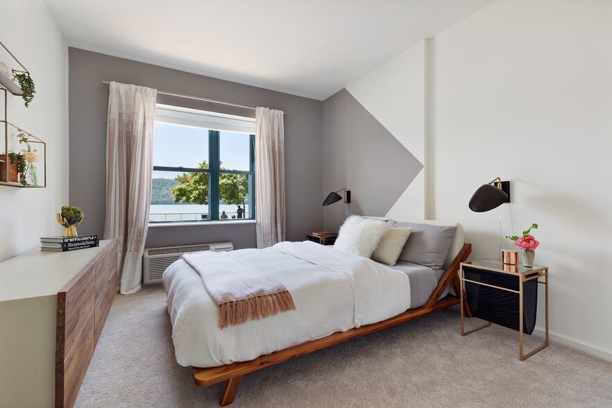 More Photos Of 1 Van Der Donck St, Yonkers Apartments For Lease