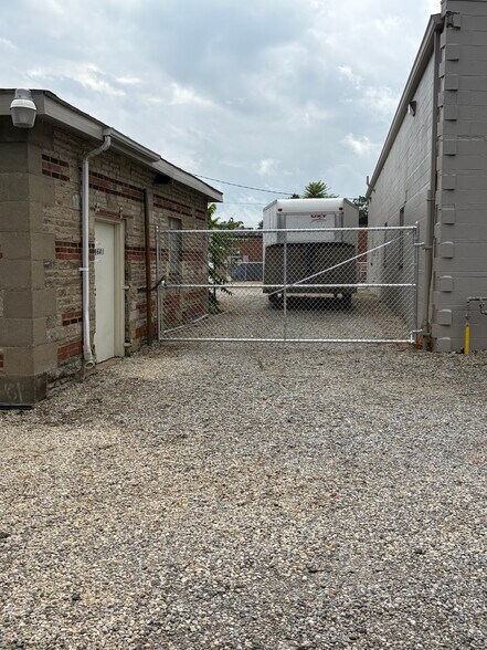 More Photos Of 4964 Yukon St NW, Canton Industrial For Sale