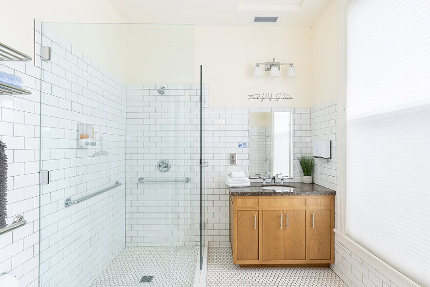 More Photos Of 423 Seminary St, Napa Specialty For Sale