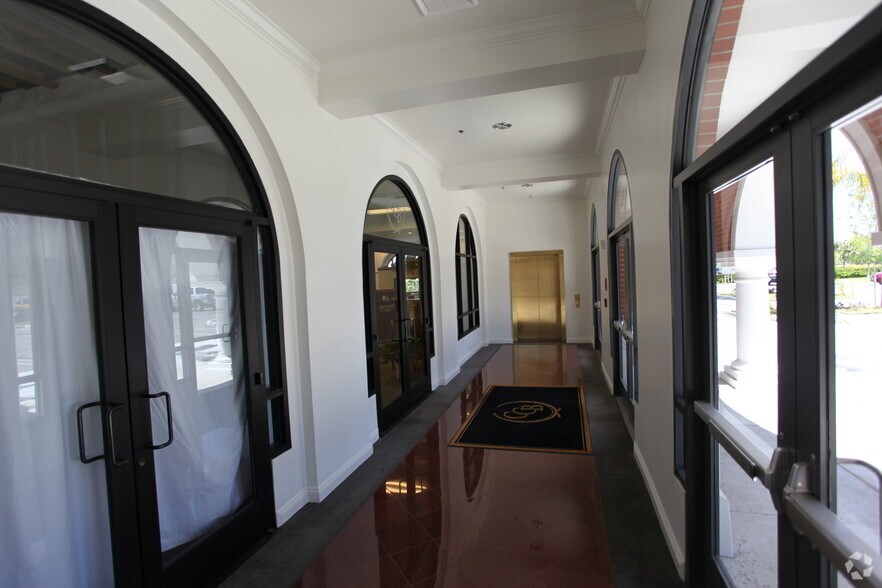 More Photos Of 2400 E Gonzales Rd, Oxnard General Retail For Lease