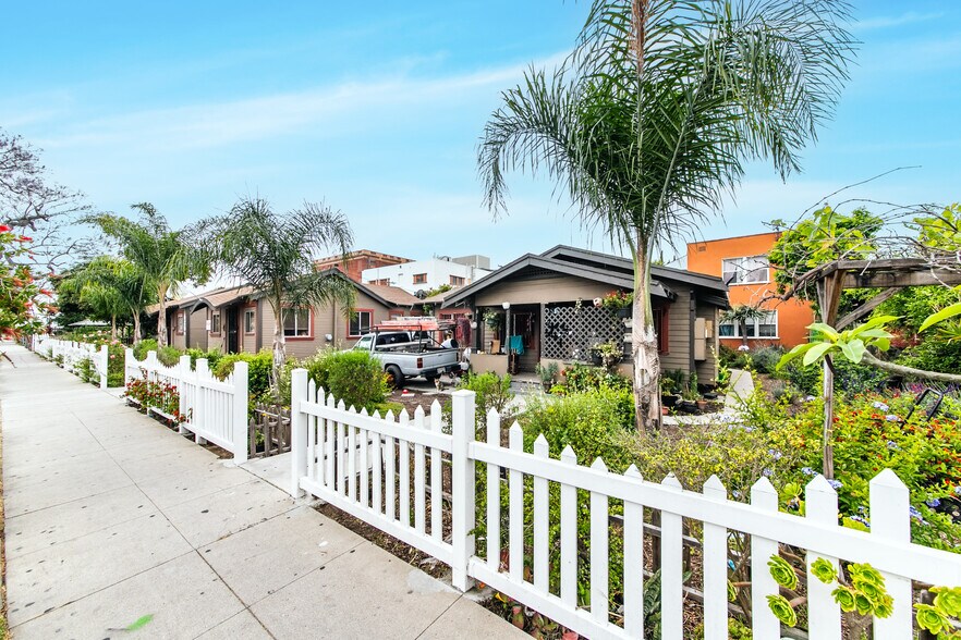 More Photos Of 6729-6731 Middleton St, Huntington Park Apartments For Sale