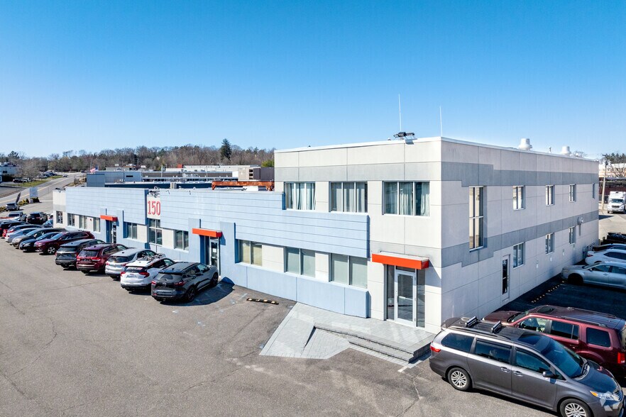Primary Photo Of 150 Eileen Way, Syosset Warehouse For Lease