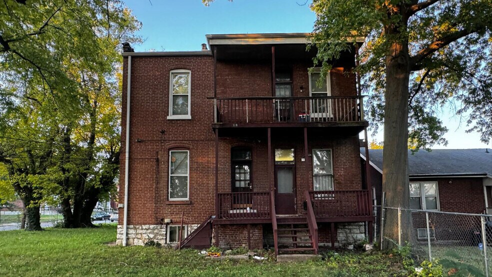 More Photos Of 1048 Sells Ave, Saint Louis Apartments For Sale