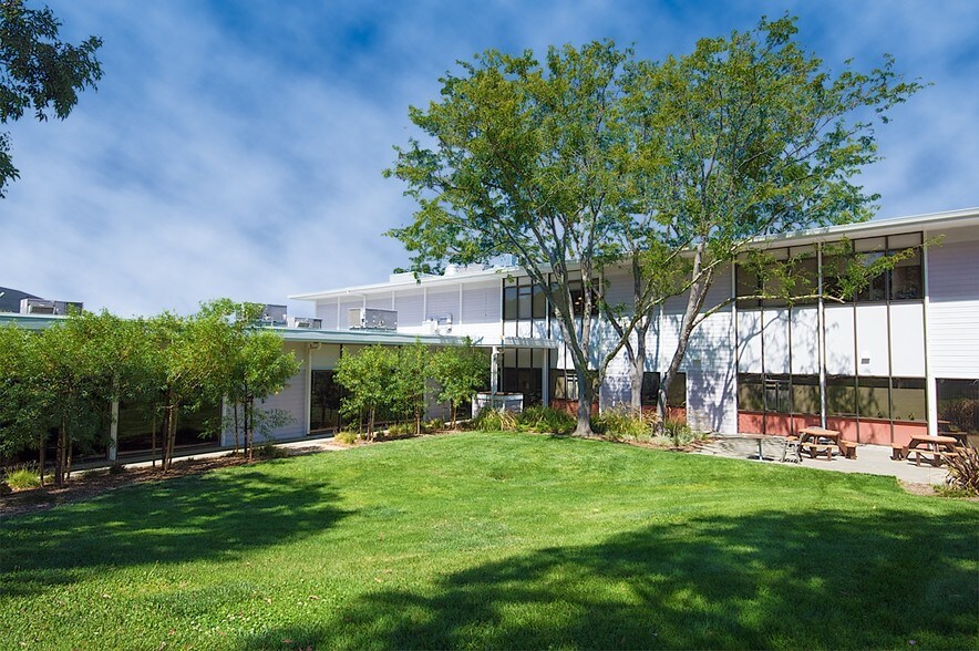 More Photos Of 555 Northgate Dr, San Rafael Office For Sale