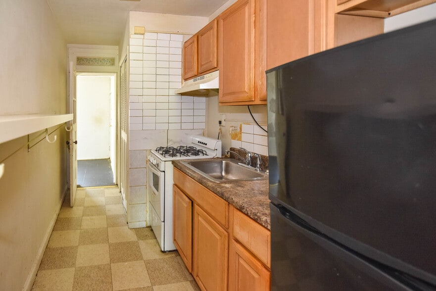 More Photos Of 2823 4th St NE, Washington Multifamily For Sale