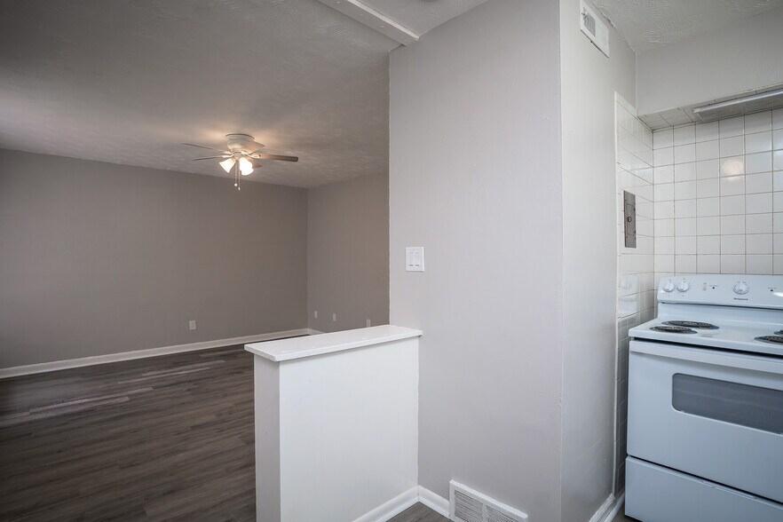 More Photos Of 2525 Lakeview Ave, Dayton Apartments For Sale