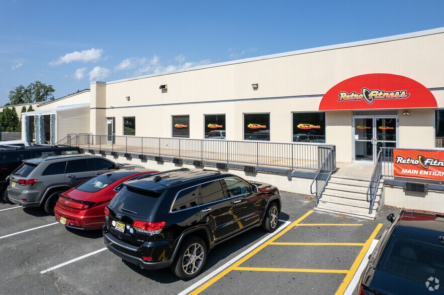 More Photos Of 185 State Highway 36, West Long Branch Flex For Lease