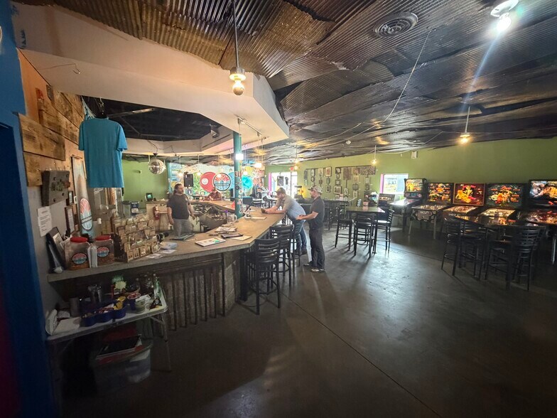 More Photos Of 1301 Barth Ave, Indianapolis Bar For Sale