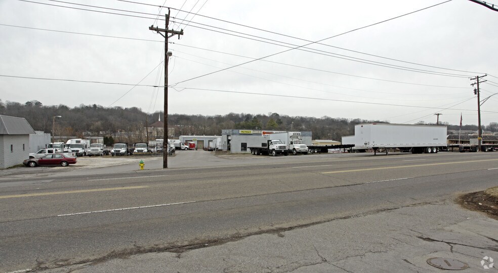 More Photos Of 4801 Rutledge Pike, Knoxville Industrial For Lease