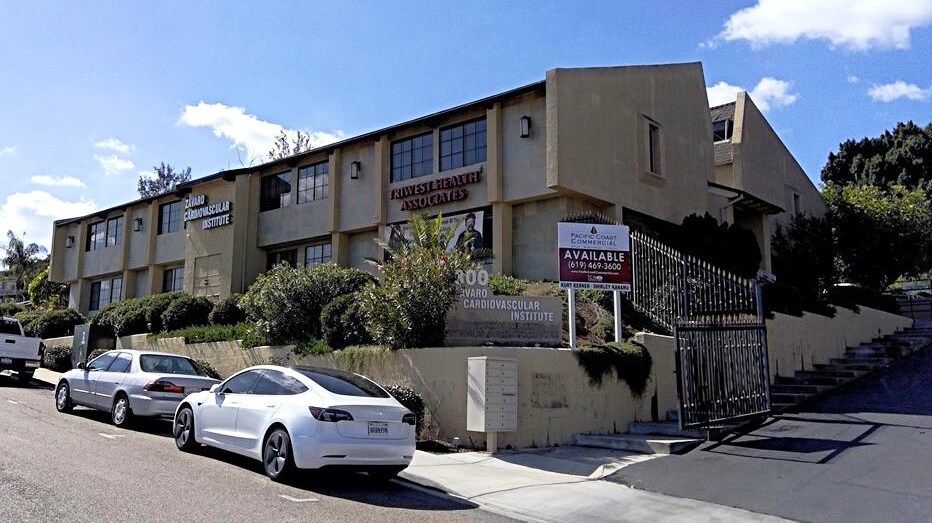 More Photos Of 300 S Pierce St, El Cajon Medical For Lease
