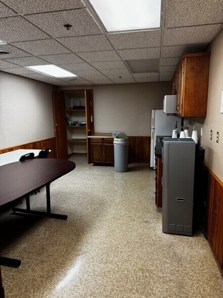 More Photos Of 210 McClellan St, Wausau Office For Sale