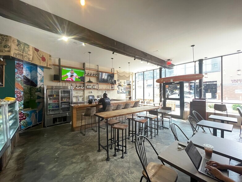 More Photos Of 1565 Lexington Ave, New York Apartments For Lease