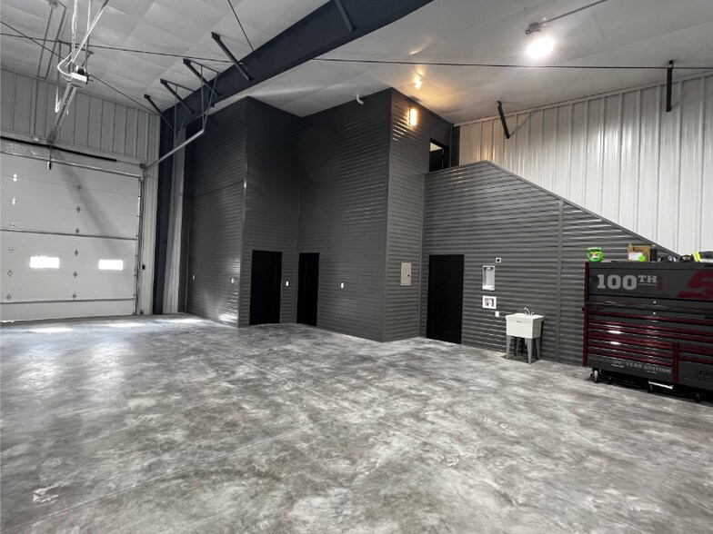 More Photos Of 3221 Pureview Ln, Billings Industrial For Lease