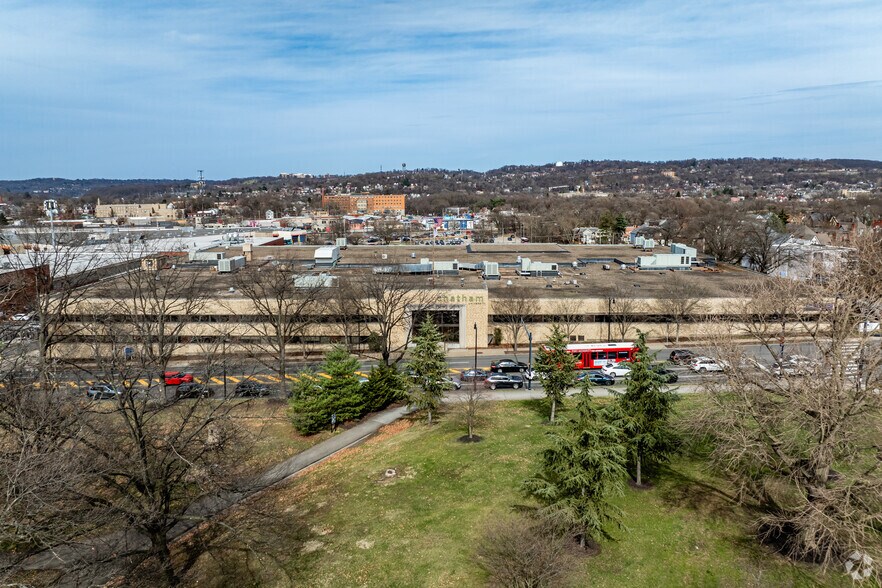More Photos Of 6565-6586 Penn Ave, Pittsburgh Office For Sale
