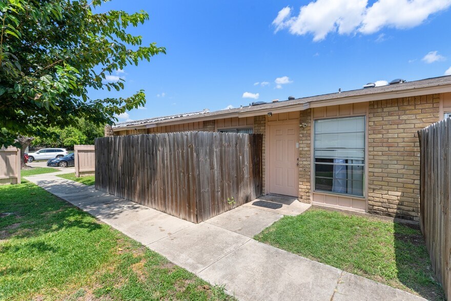 More Photos Of 2314 Andover Dr, Killeen Apartments For Sale