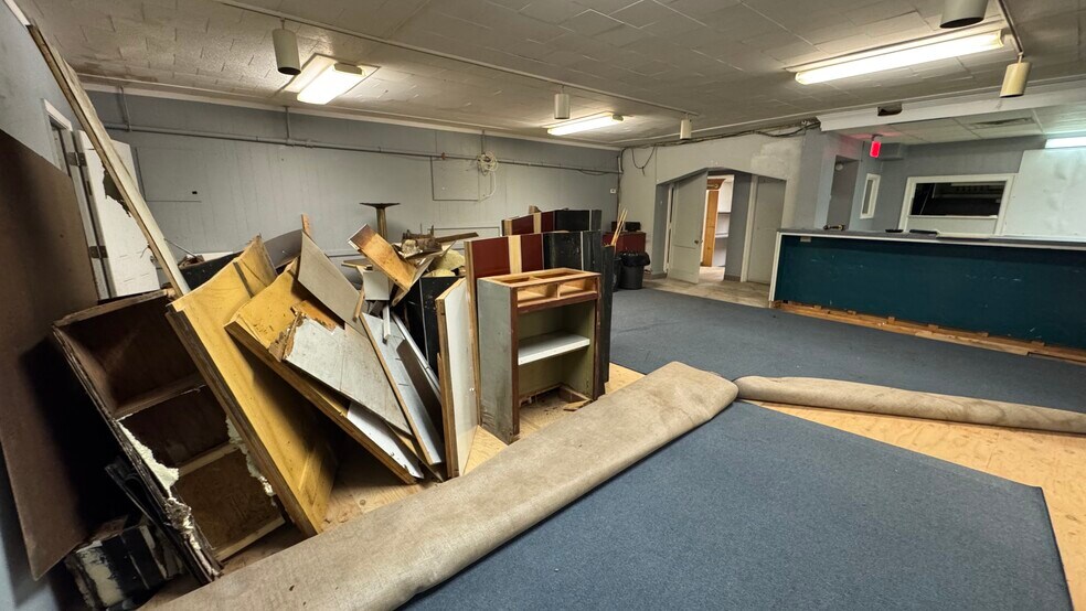 More Photos Of 32-38 N 3rd St, Coplay Storefront Retail Residential For Lease