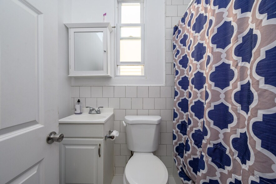 More Photos Of 200 Central Ave, Hackensack Storefront Retail Residential For Sale