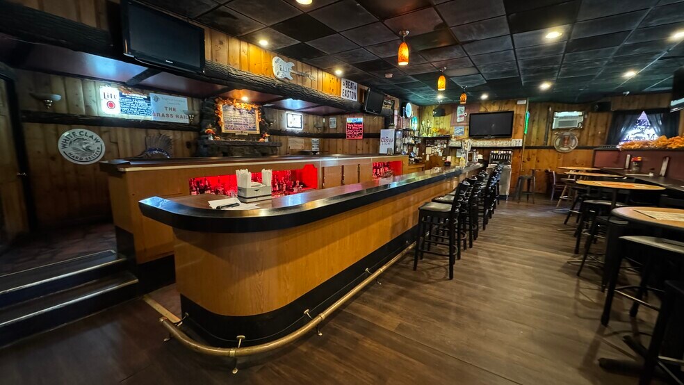 More Photos Of 840 Belvidere Rd, Phillipsburg General Retail For Sale