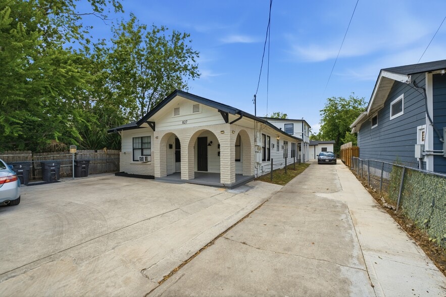 More Photos Of 827 W Rosewood Ave, San Antonio Apartments For Sale