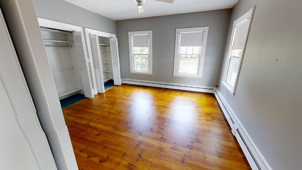 More Photos Of 763 Massachusetts Ave, Lunenburg General Retail For Sale