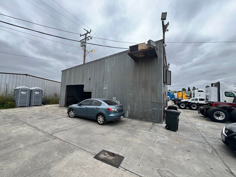 More Photos Of 5630 Cherry Ave, Long Beach Land For Lease
