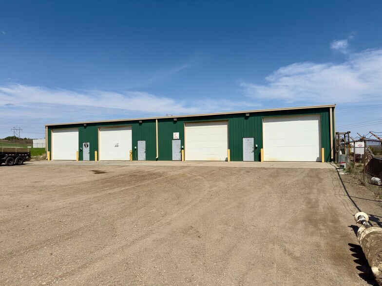 Primary Photo Of 2107 37th St, Mandan Warehouse For Sale