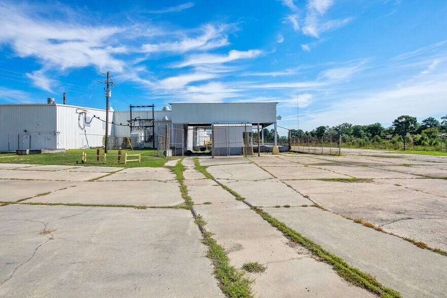 More Photos Of 18631 NC Highway 71, Lumber Bridge Industrial For Sale