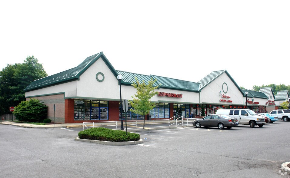 Primary Photo Of 475 Spotswood Englishtown Rd, Monroe Township Storefront For Sale