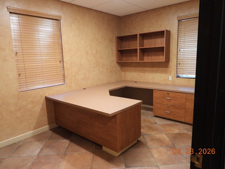 More Photos Of 4526-4532 E Camp Lowell Dr, Tucson Office For Sale