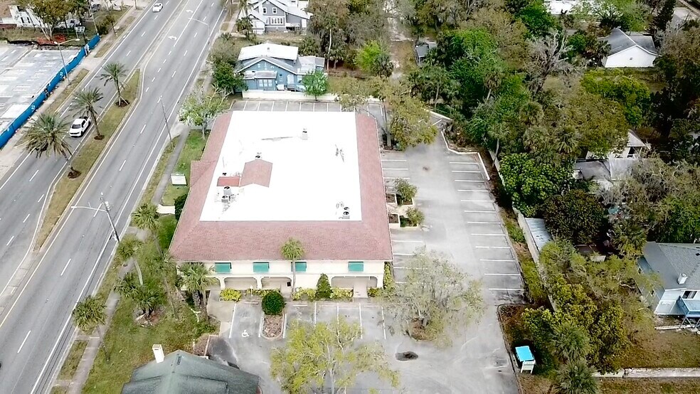 More Photos Of 435 S Ridgewood Ave, Daytona Beach Office For Sale