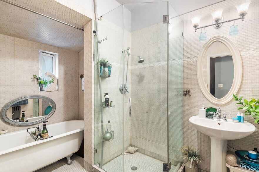 More Photos Of 188 N 8th St, Brooklyn Apartments For Sale