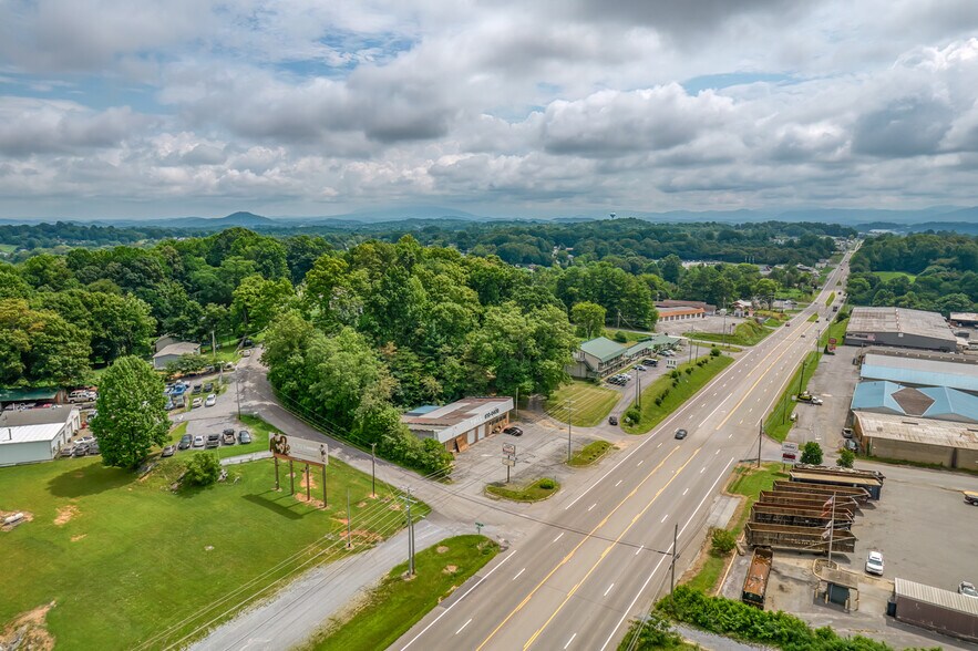 More Photos Of 3545 W Market St, Johnson City Industrial For Sale