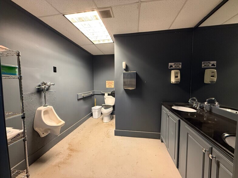 More Photos Of 55 Cut Off Rd, Adairsville Industrial For Sale