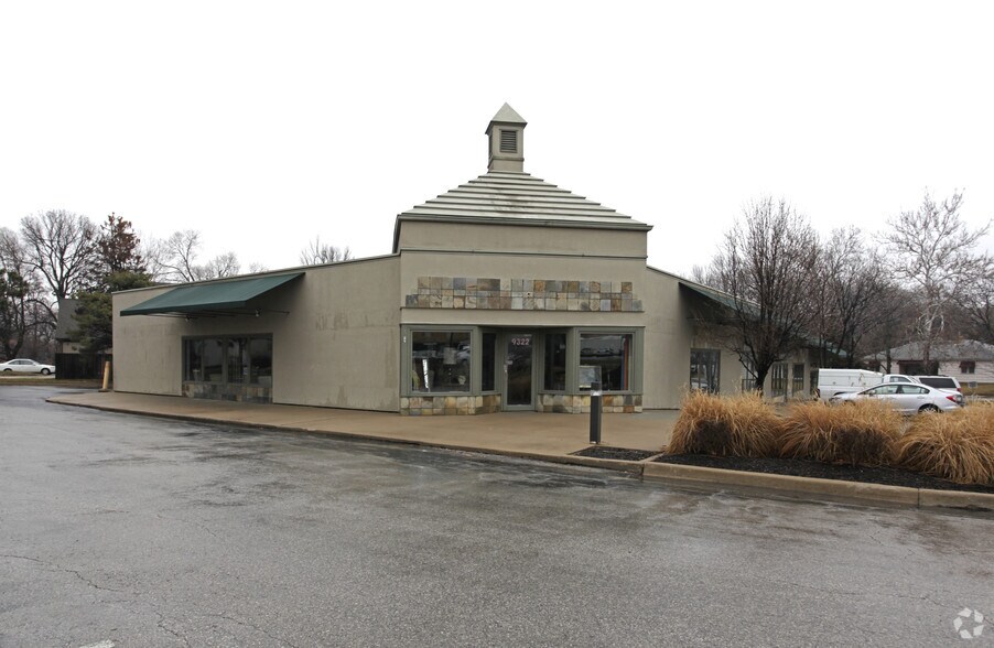 More Photos Of 9300 W 87th St, Overland Park Unknown For Lease