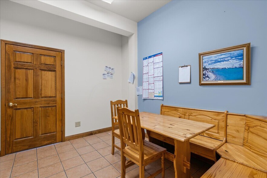 More Photos Of 100 Egbertson Rd, Campbell Hall Loft Creative Space For Lease