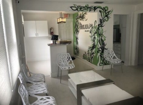 More Photos Of 2023 Jeffcott St, Fort Myers Office For Sale