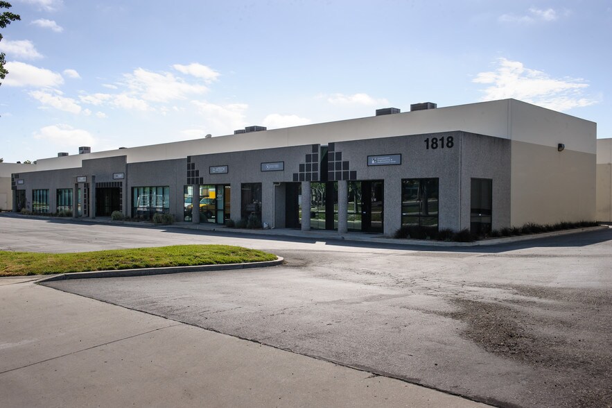 More Photos Of 1818 Peacock Blvd, Oceanside Light Manufacturing For Lease