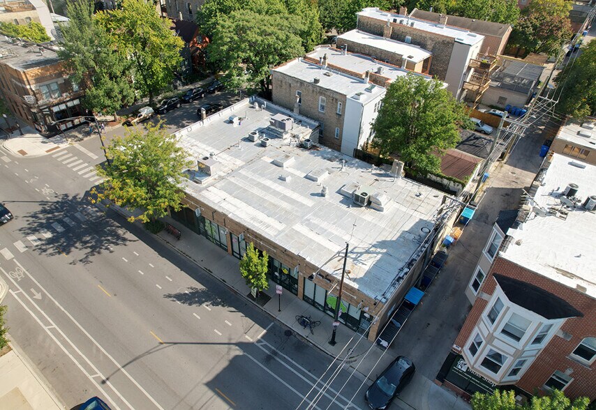 More Photos Of 2101-2111 W Armitage Ave, Chicago Freestanding For Sale