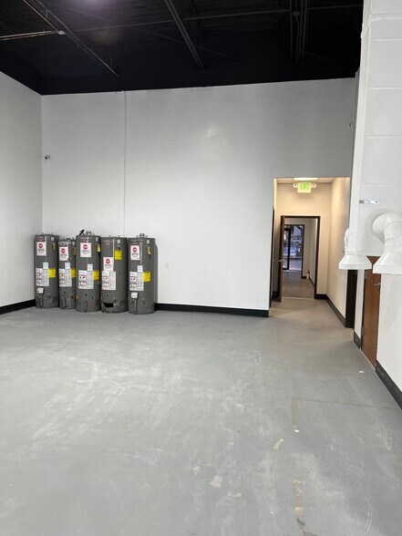 More Photos Of 14207 Proton Rd., Dallas Industrial For Lease