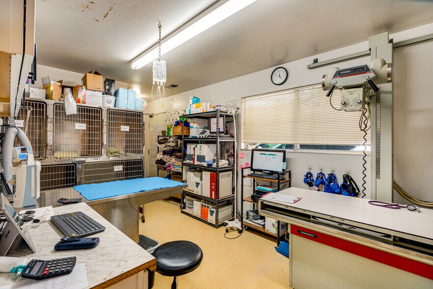 More Photos Of 20080 Arnold Dr, Sonoma Office For Sale