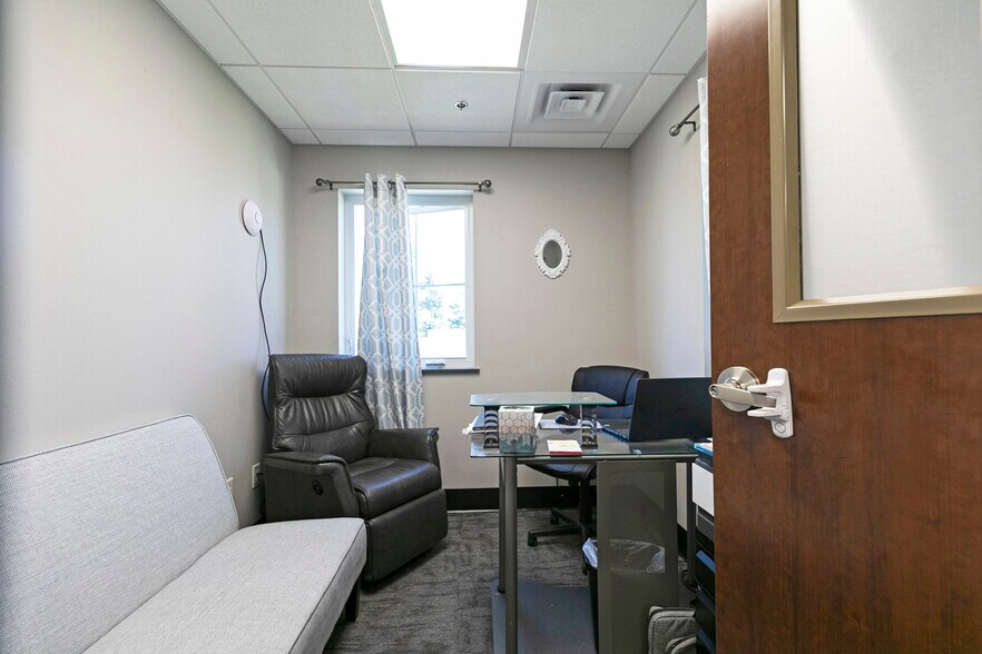 More Photos Of 2606 South Ave W, Missoula Shelter For Sale