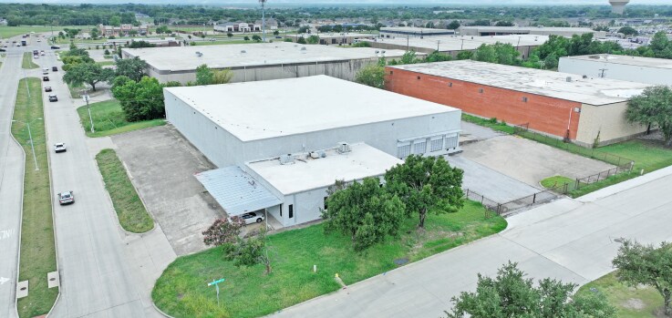 Primary Photo Of 133 S Town East Blvd S, Mesquite Manufacturing For Sale