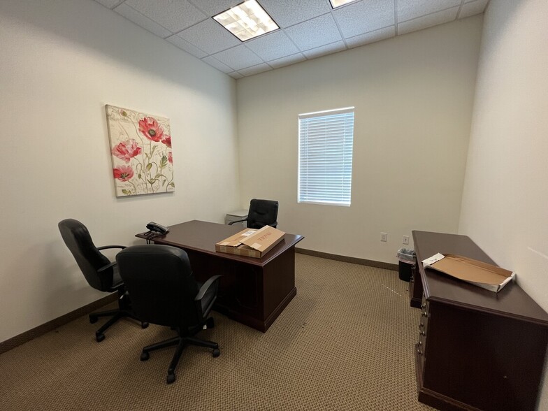 More Photos Of 3020 Communications Pky, Plano Medical For Sale